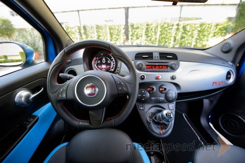 Fiat 500C 1.2 8V Sport, notranjost