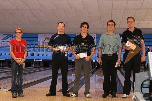 Dina Košir, vodja marketinga Bowling centra Strike, Nick Froggatt, zmagovalec Maribor open 2007, Tony Fransson, 2. mesto turnirja, Erik Andersin, 3. mesto turnirja in Martin Larsen, 4. mesto turnirja