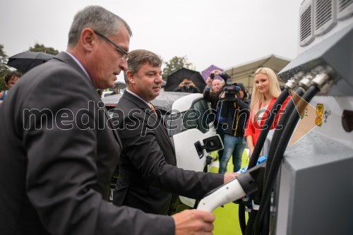 Hitre polnilnice 26 krat v Sloveniji