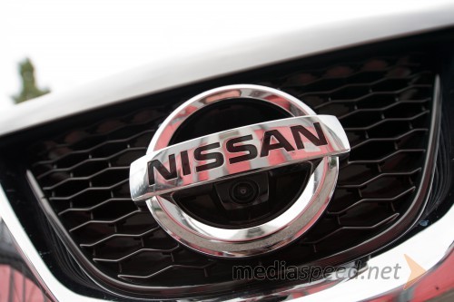 Nissan Qashqai 1.6 dCi 360°, sprednja kamera