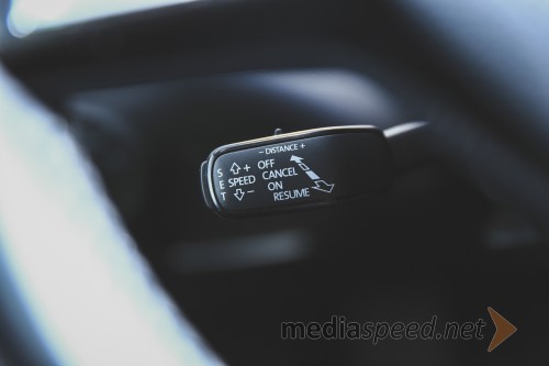 Škoda Superb 2.0 TDI DSG Style, aktivni tempomat
