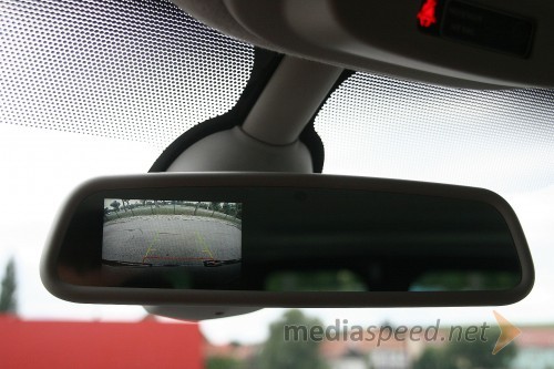 Opel Vivaro L1H1 1.6 BiTurbo CDTI, ekran vzvratne kamere v ogledalu