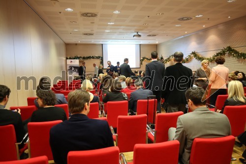 AmCham Poslovni zajtrk in Konferenca na temo zdravstva