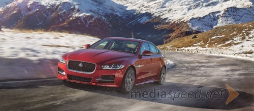 Jaguar XE modelnega leta 2017