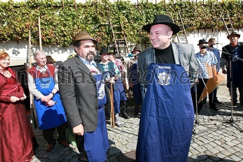 Alojz Jenuš - Slavek, outar in brač iz Malečnika in Franc Kangler, mariborski župan