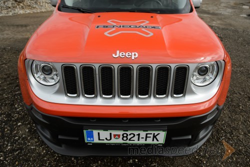 Jeep Renegade 2.0 Multijet 16v 140 AWD Limited, velika kromirana maska