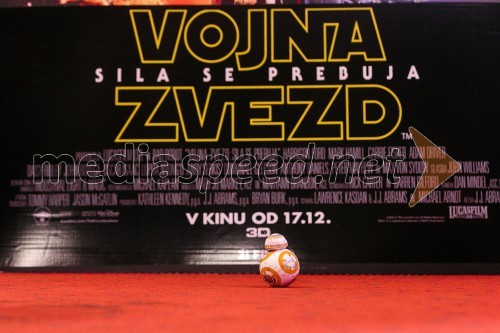 Polnočna premiera Vojna zvezd – Cineplexx