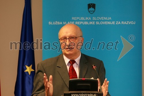 Dr. Pavle Sicherl, SICENTER, Slovenija