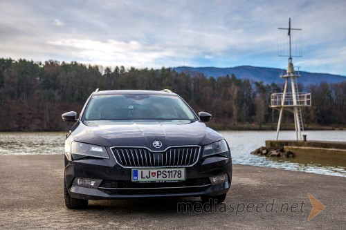 Škoda Superb Combi 2.0 TDI 140 kW DSG Style