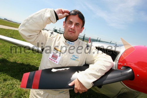 Peter Podlunšek je dobil vstopnico v Master Class svetovnega prvenstva Red Bull Air Race