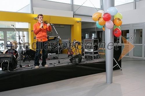 Sebastijan Matul, moderator na Radiu Center in povezovalec piknika