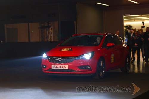 Opel Astra je dobila prestižni naslov Evropski avto leta 2016