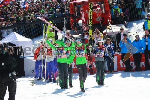 Planica 2016, sobota, ekipna tekma