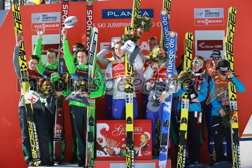 Planica 2016, sobota, ekipna tekma