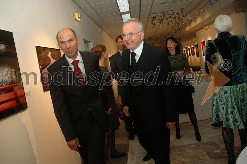 Janez Janša, predsednik Vlade Republike Slovenije in Kristijan Ukmar, ravnatelj SNG Opera in Balet Ljubljana