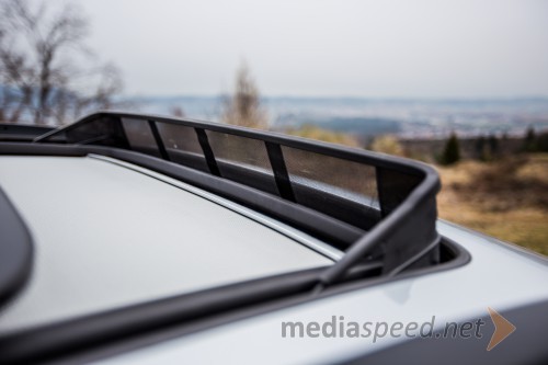 Seat Leon X-Perience 1.6 TDI CR 4Drive Start/Stop, protivetrna zaščita pri strešnem oknu