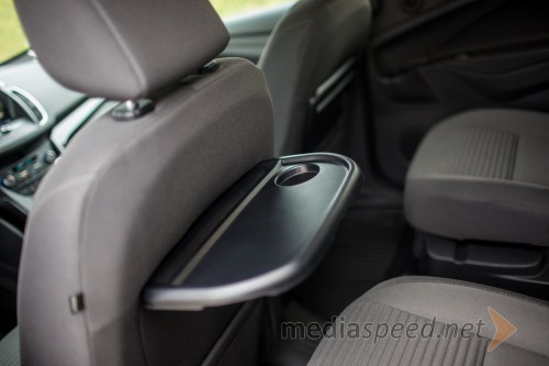 Ford Grand C-Max Titanium 1.5 EcoBoost, dvižna mizica za drugo vrsto