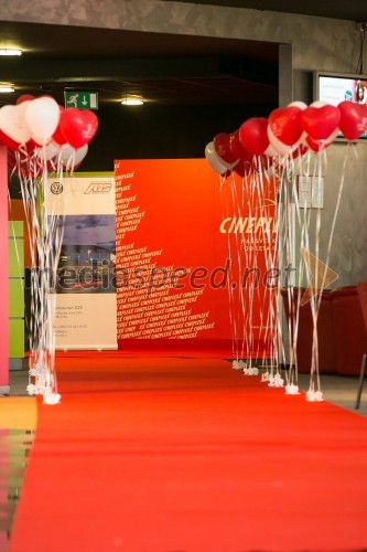 Premiera Planet samskih v Cineplexxu Celje