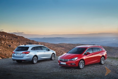 Nova Opel Astra Sports Tourer že prispela v Oplove salone