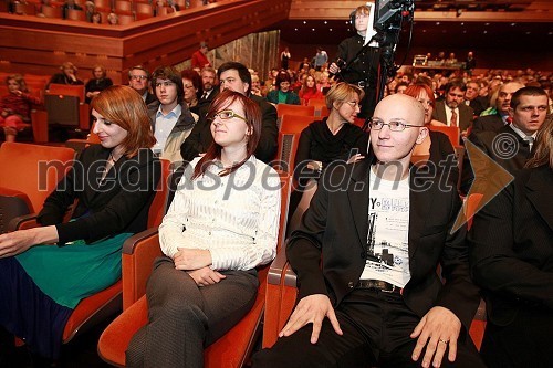 Alenka Marinič, Sonja Vilc in Gregor Moder, člani Kolektiva Narobov, dobitniki Ježkove nagrade 2007