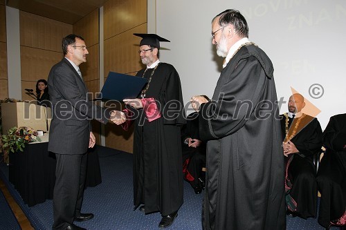 Dr. Konrad Steblovnik, dr. Ivan Rozman, rektor Univerze v Mariboru in prof. dr. Igor Tičar, dekan Fakultete za elektrotehniko, računalništvo in informatiko Univerze v Mariboru