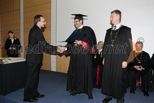 Dr. Davorin Kofljač, dr. Ivan Rozman, rektor Univerze v Mariboru in red. prof. dr. Milan Pagon, dekan Fakultete za organizacijske vede Univerze v Mariboru