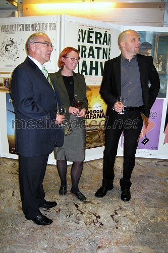 Mitja Rotovnik, direktor Cankarjevega doma, Lilijana Stepančič, direktorica MGLC (Mednarodni grafični likovni center) in Simon Popek, programski direktor festivala Liffe