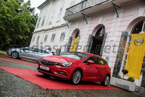 Opel Astra Sports Tourer, slovenska predstavitev
