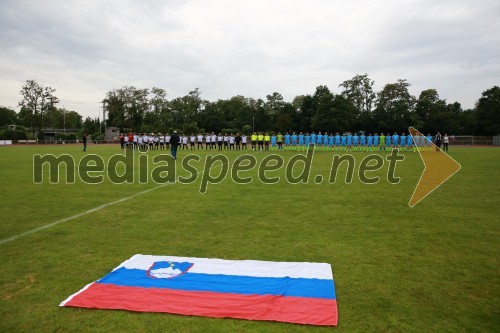 Vinska reprezentanca Slovenije z zmago nad Italijo v finale EP vinarjev v nogometu