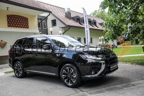 Mitsubishi Outlander PHEV