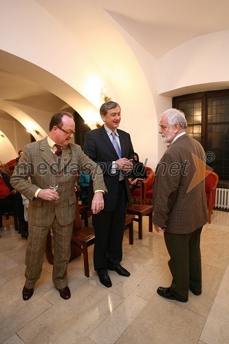 Tomaž Domicelj, pevec, dr. Danilo Türk, predsednik Republike Slovenije in Mitja Meršol, novinar