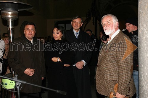 Zoran Jankovič, župan Ljubljane, Benka Pulko, svetovna popotnica, dr. Danilo Türk, predsednik Republike Slovenije in Mitja Meršol, novinar