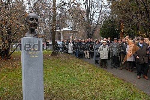 Doprsni kip Leona Štuklja