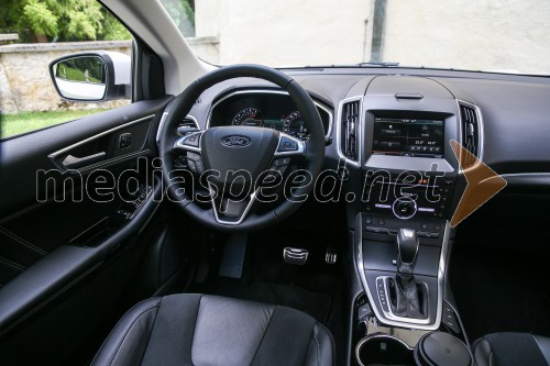 Ford Edge, notranjost