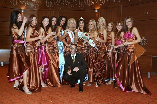 Igor Šajn, lastnik modne agencije Queen in lastnik licence za izbor Miss Hit Stars  in finalistke Miss Hit Stars 2008
