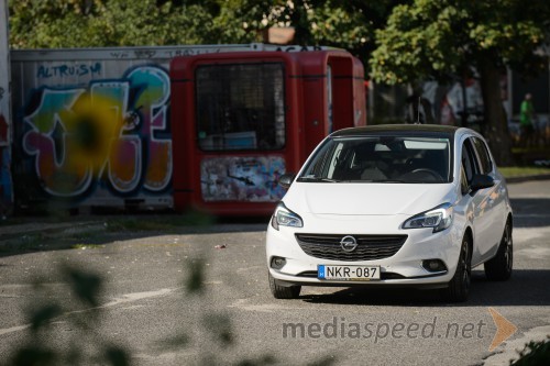 Opel Corsa 1.4 ECOTEC Easytronic Color Edition