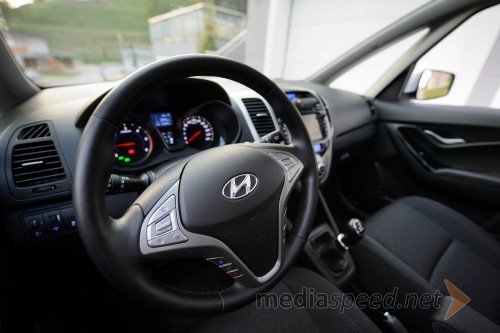 Hyundai ix20 1.6 CRDi (HP) Premium, ogrevan volan ima polno stikal
