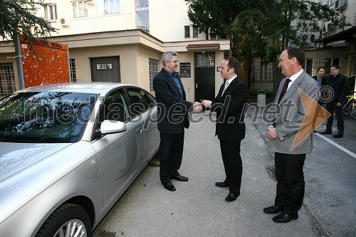 Anton Štihec, župan Murske Sobote, Wout Van Parys, področni vodja prodaje za Slovenijo in Avstrijo in Frenk Tavčar, direktor programa Audi pri Porsche Slovenija