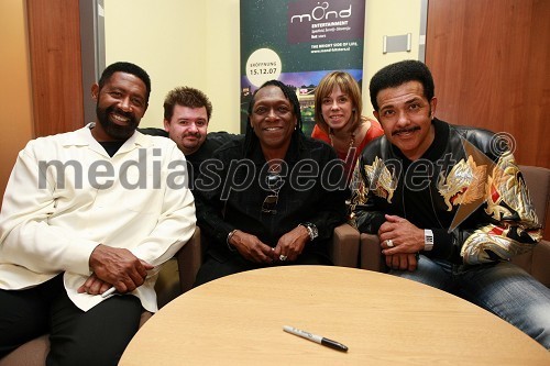 The Commodores, Tinček Bradač in Katja Kogej, korporativno komuniciranje Hit d.d.