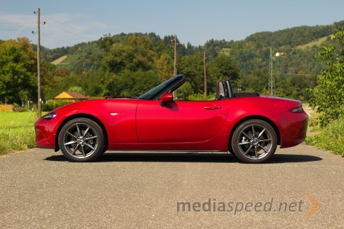  Mazda MX-5 G160 Revolution Top