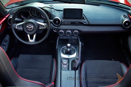  Mazda MX-5 G160 Revolution Top, kokpit