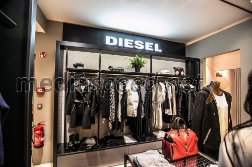 Otvoritev nove trgovine Diesel v v GalerijI Emporium