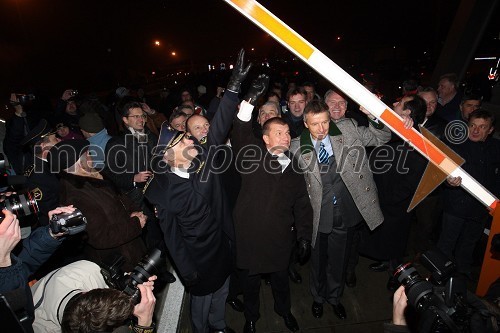 Jože Romšek, generalni direktor Slovenske policije, Dragutin Mate, minister za notranje zadeve in Martin Bartenstein, avstrijski gospodarski minister