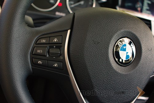 BMW 325d Touring Luxury Line, aktivni tempomat