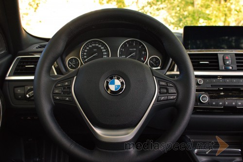 BMW 325d Touring Luxury Line, zadebeljen volanski obroč