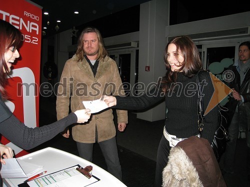 Sergej Pobegajlo in Urška Majdič, člana skupine Billys Private Parking