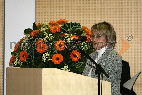 Red. prof. dr. Alenka Majcen Le Marechal, Fakulteta za kemijo in kemijsko tehnologijo Univerze v Mariboru