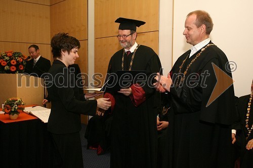 Dr. Brigita Kacjan, dr. Ivan Rozman, rektor Univerze v Mariboru in red. prof. dr. Marko Jesenšek, dekan Filozofske fakultete