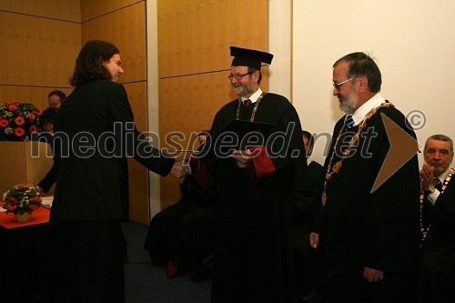 Dr. Andrej Stermecki, dr. Ivan Rozman, rektor Univerze v Mariboru in red. prof. dr. Igor Tičar, dekan Fakultete za elektrotehniko, računalništvo in informatiko Univerze v Mariboru