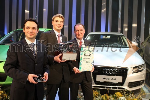 Danilo Ferjančič in Wilfried Weitgasser, direktorja Porsche Slovenija d.o.o. ter Frenk Tavčar, vodja programa Audi v Sloveniji